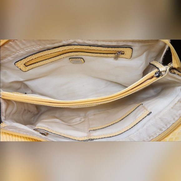 VIntage Guess Yellow Snakeskin Satchel/Shoulder Bag With A G Buckle - Picture 12 of 16
